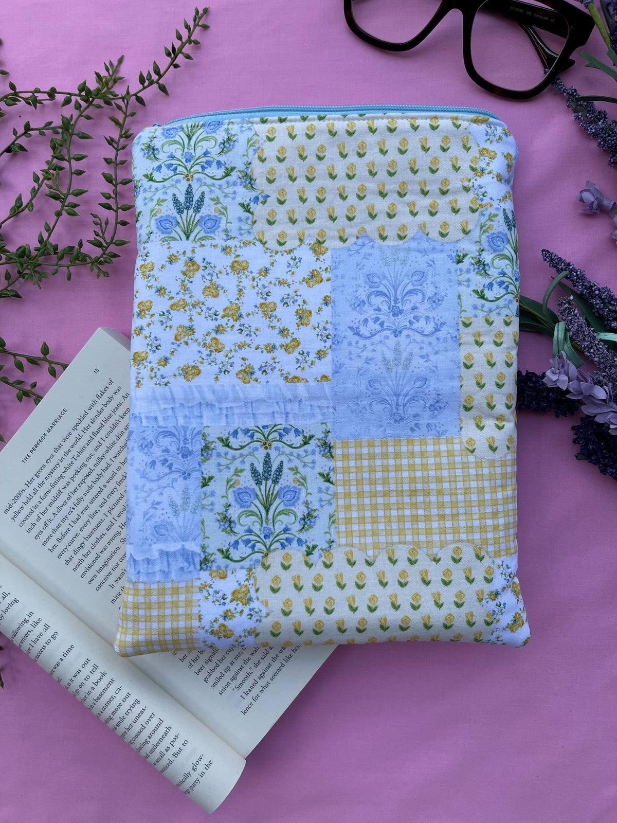 The Sofia Quilted Kindle/ Book Sleeve: Cotton E-reader Pouch with Optional Pocket