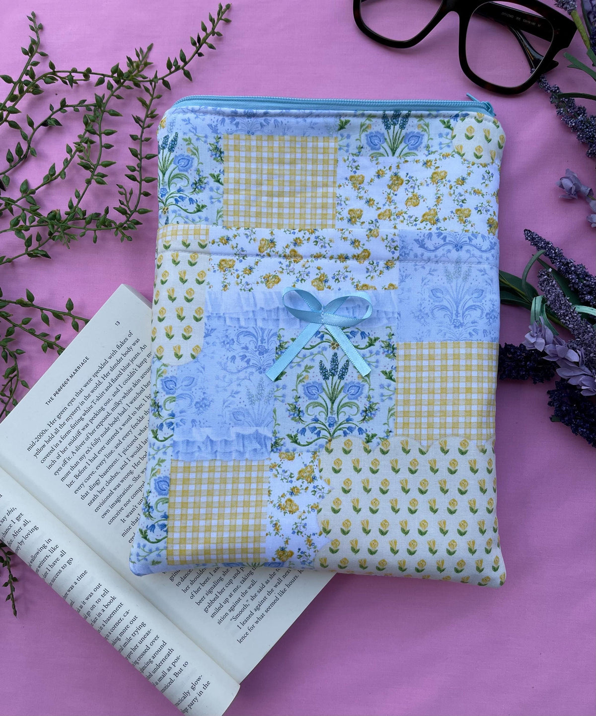 The Sofia Quilted Kindle/ Book Sleeve: Cotton E-reader Pouch with Optional Pocket