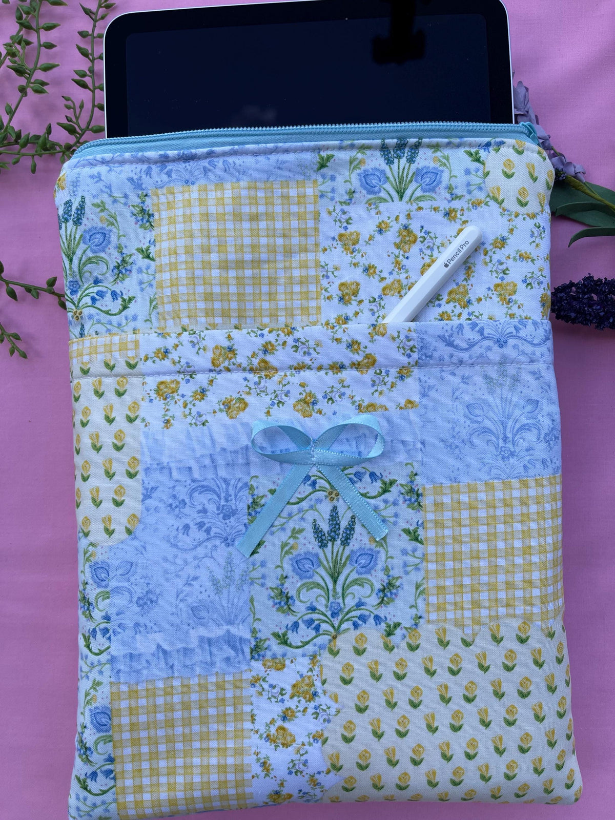 The Sofia Quilted Kindle/ Book Sleeve: Cotton E-reader Pouch with Optional Pocket